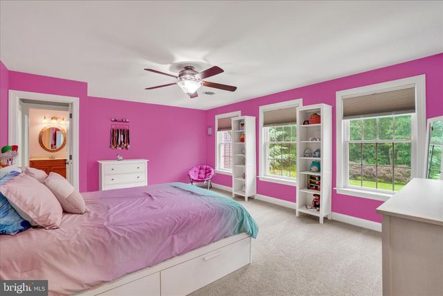 4440 BEARDS SCHOOL RD, Spring Grove, PA 17362