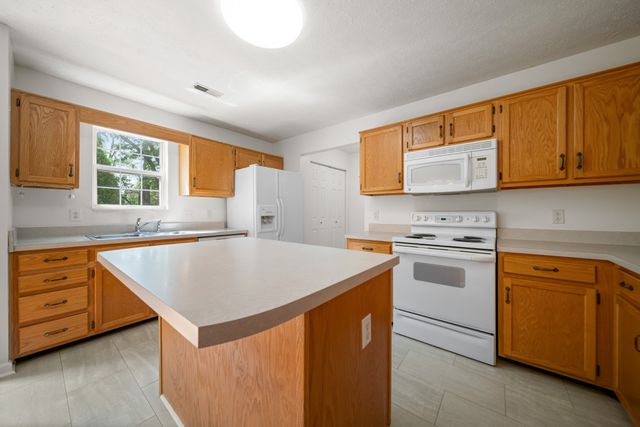 5529 Murphywood Xing, Antioch, TN 37013
