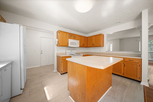 5529 Murphywood Xing, Antioch, TN 37013
