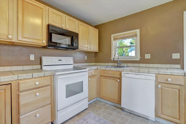 224 Richardson St, Grass Valley, CA 95945