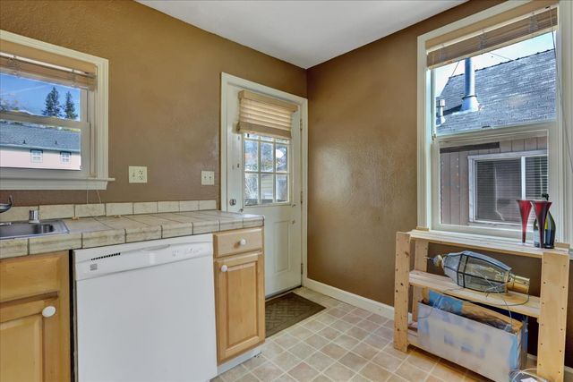 224 Richardson St, Grass Valley, CA 95945