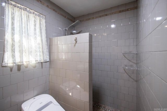 1240 Salem Road, Conway, AR 72034