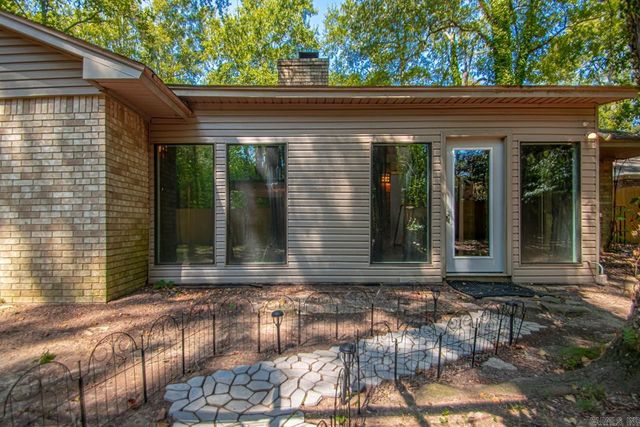 1240 Salem Road, Conway, AR 72034