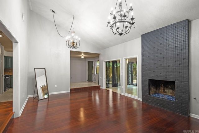 1240 Salem Road, Conway, AR 72034