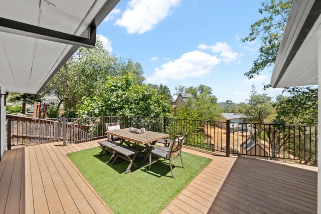 175 Donnington Ave, Auburn, CA 95603