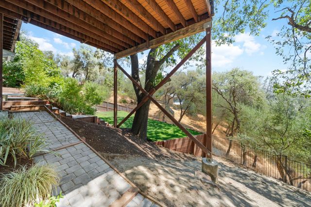 175 Donnington Ave, Auburn, CA 95603