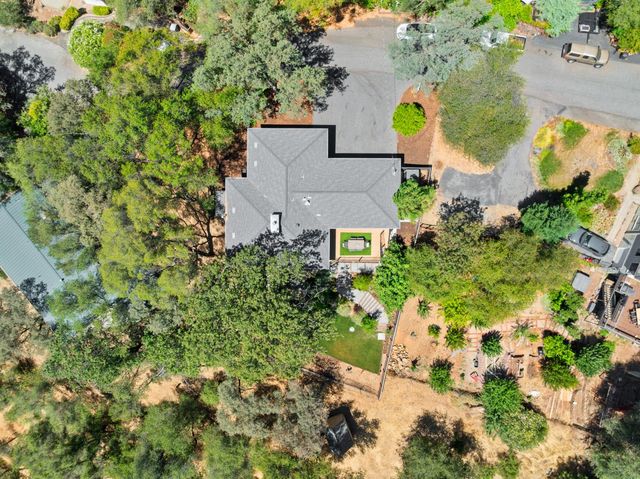 175 Donnington Ave, Auburn, CA 95603