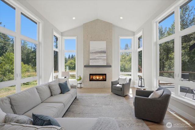 20580 Sinnes Road, Mount Vernon, WA 98274