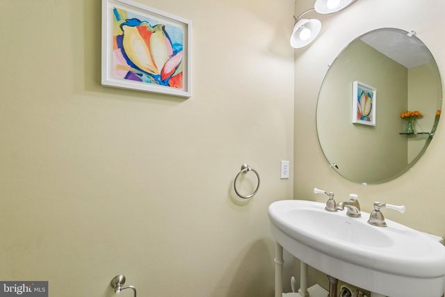 25 WYCKOFF DR, Pennington, NJ 08534
