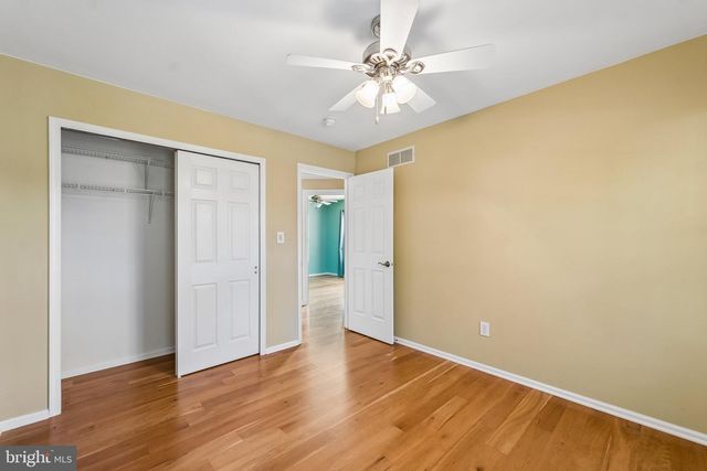 25 WYCKOFF DR, Pennington, NJ 08534