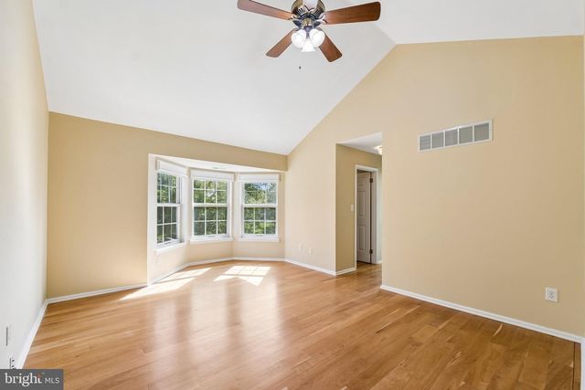 25 WYCKOFF DR, Pennington, NJ 08534