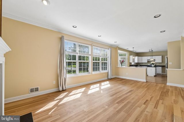 25 WYCKOFF DR, Pennington, NJ 08534
