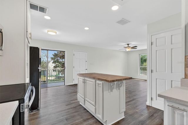 1935 CONWAY ROAD F6, Orlando, FL 32812