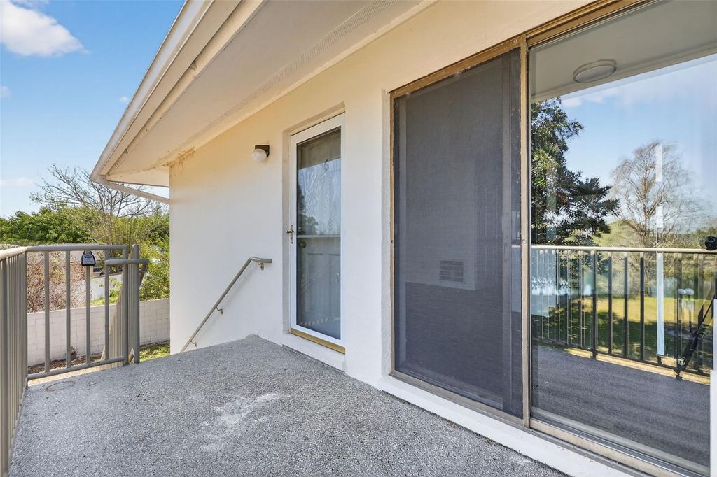 1935 CONWAY ROAD F6, Orlando, FL 32812