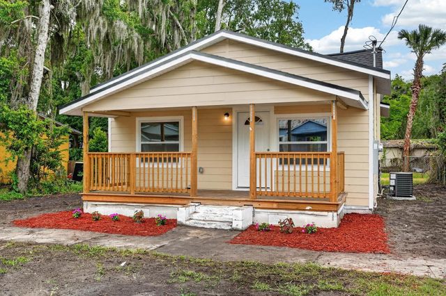 708 Madison St, Palatka, FL 32177