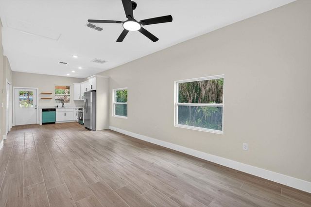 708 Madison St, Palatka, FL 32177