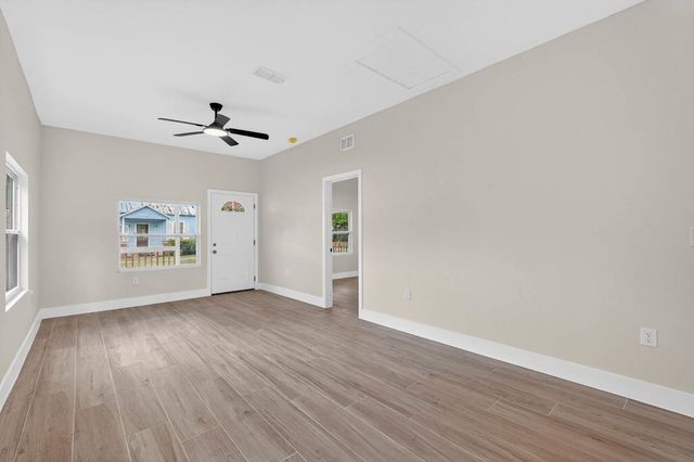 708 Madison St, Palatka, FL 32177
