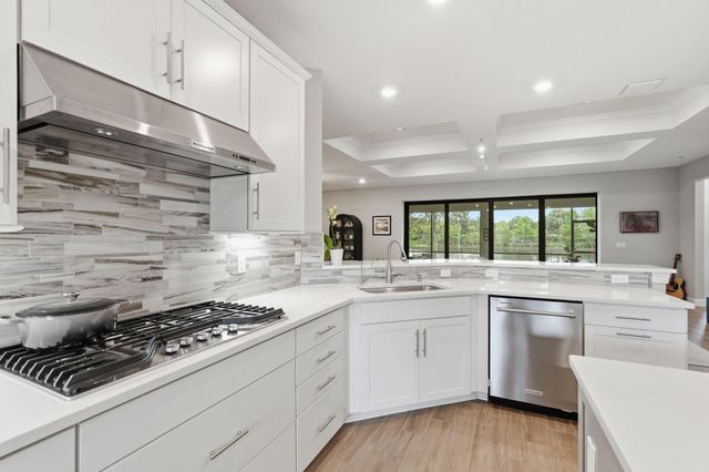 208 Sonoma Isles Circle, Jupiter, FL 33478