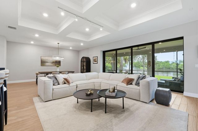 208 Sonoma Isles Circle, Jupiter, FL 33478