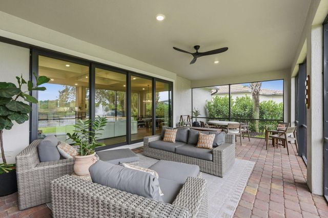 208 Sonoma Isles Circle, Jupiter, FL 33478