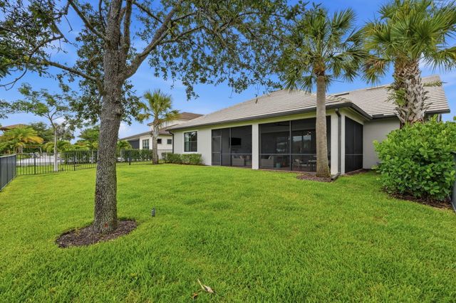 208 Sonoma Isles Circle, Jupiter, FL 33478