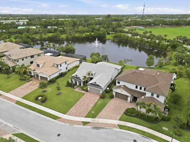 208 Sonoma Isles Circle, Jupiter, FL 33478