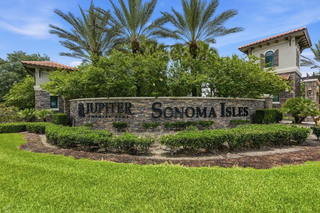 208 Sonoma Isles Circle, Jupiter, FL 33478