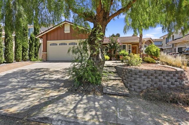 2736 Reno Drive, San Jose, CA 95148