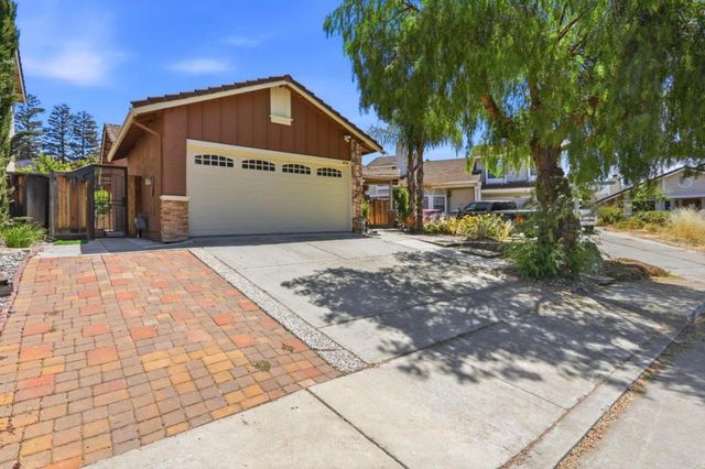 2736 Reno Drive, San Jose, CA 95148
