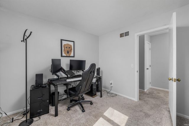 6334 Kiwanis Drive, Fort Wayne, IN 46835
