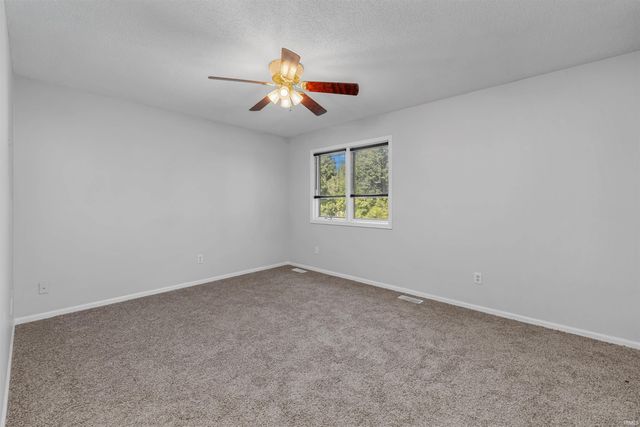 6334 Kiwanis Drive, Fort Wayne, IN 46835