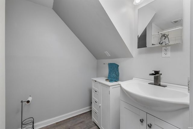 6334 Kiwanis Drive, Fort Wayne, IN 46835