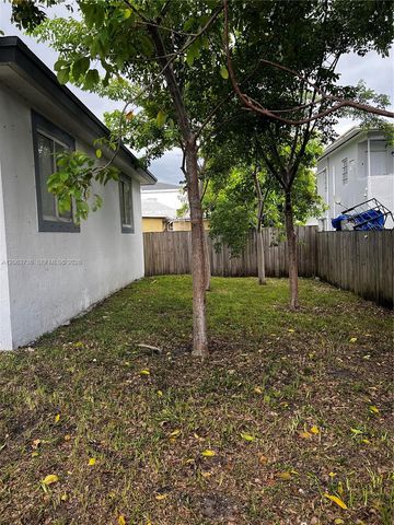 6301 NW 1st Pl, Miami, FL 33150