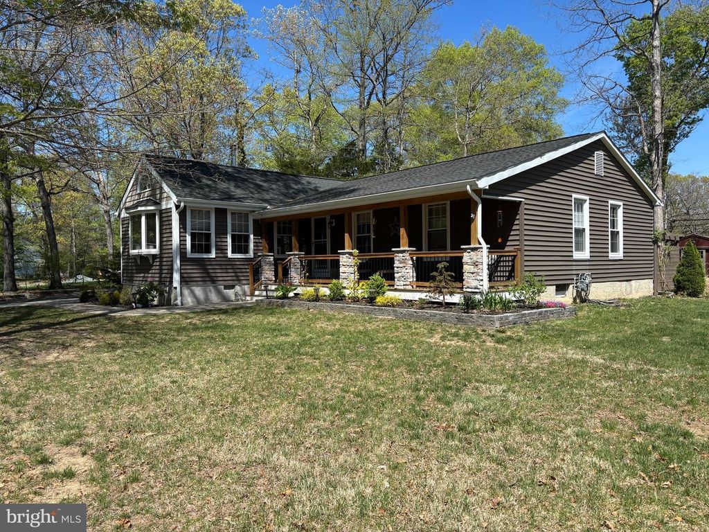 700 WEBSTER DR, Monroeville, NJ 08343