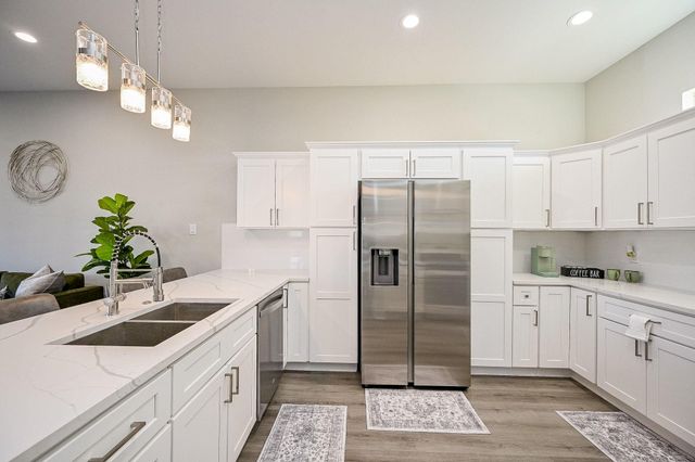 4746 Mallow Street E, Houston, TX 77033