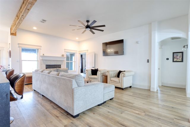 1010 Fm 85, Ennis, TX 75119