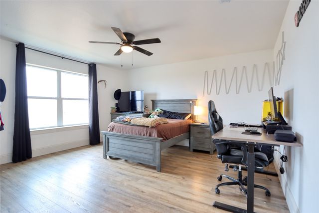 1010 Fm 85, Ennis, TX 75119