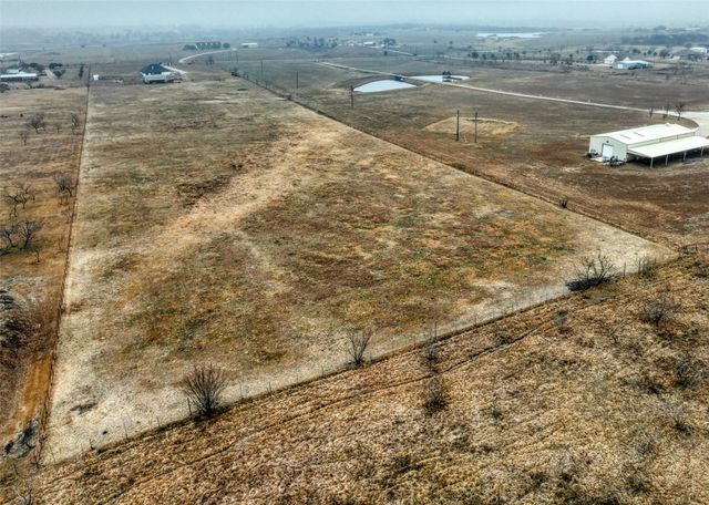 1010 Fm 85, Ennis, TX 75119