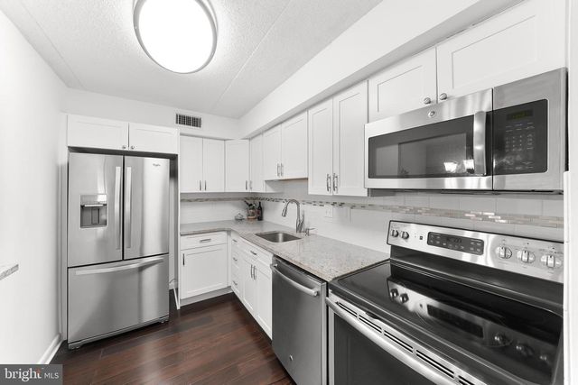 10219 VALLEY FORGE CIRCLE, King Of Prussia, PA 19406