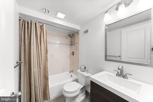 10219 VALLEY FORGE CIRCLE, King Of Prussia, PA 19406