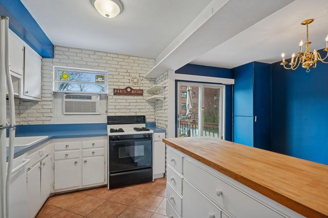 15 TOWERS ST, Jc, Greenville, NJ 07035