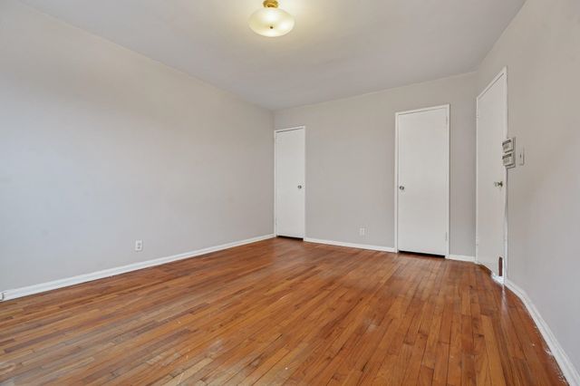 15 TOWERS ST, Jc, Greenville, NJ 07035