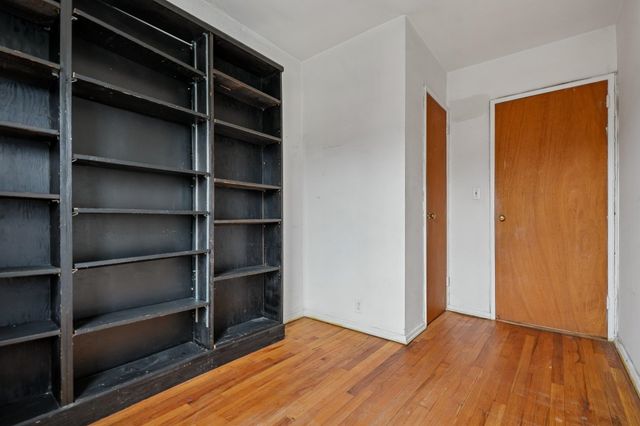 15 TOWERS ST, Jc, Greenville, NJ 07035