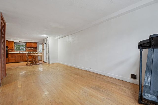 15 TOWERS ST, Jc, Greenville, NJ 07035