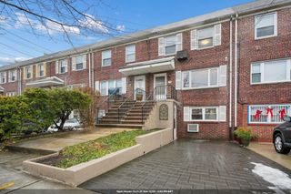 15 TOWERS ST, Jc, Greenville, NJ 07035