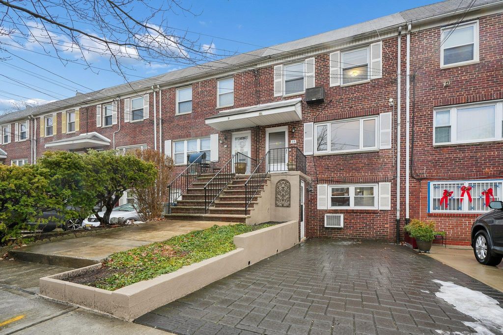 15 TOWERS ST, Jc, Greenville, NJ 07035