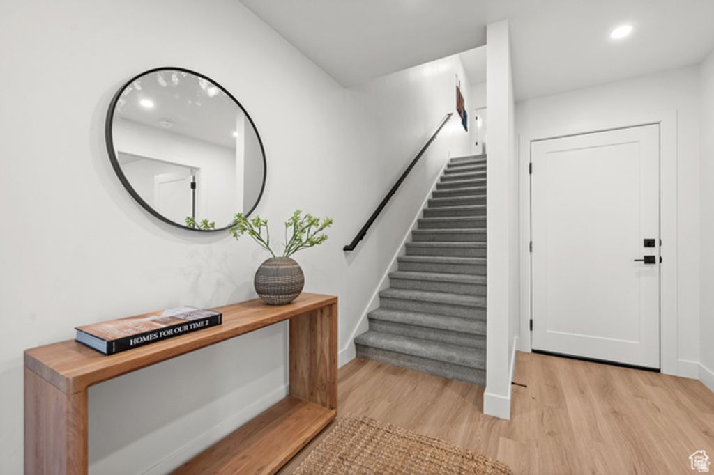 549 E WARNOCK AVE #UNIT B, Salt Lake City, UT 84106 — photo 4