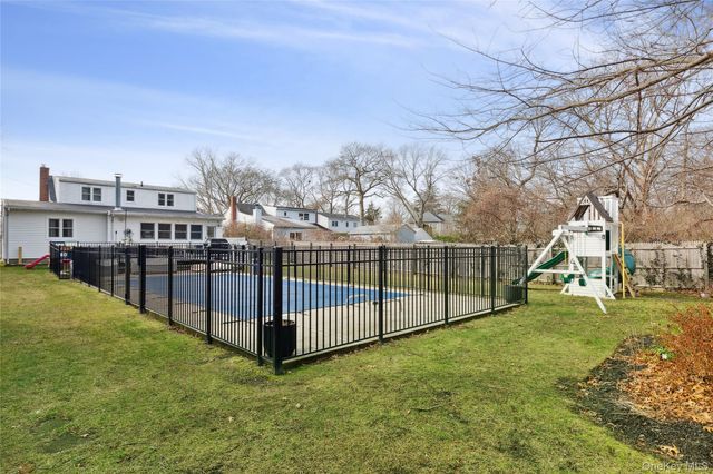 115 Academy Street, Bayport, NY 11705