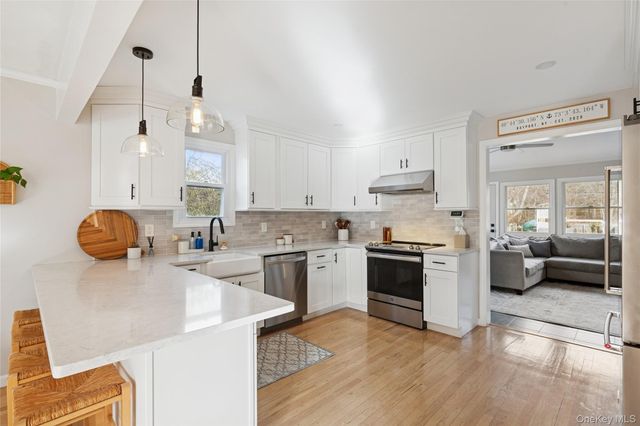 115 Academy Street, Bayport, NY 11705