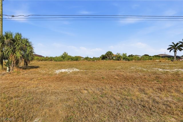 1621 NW 36th PL, Cape Coral, FL 33993